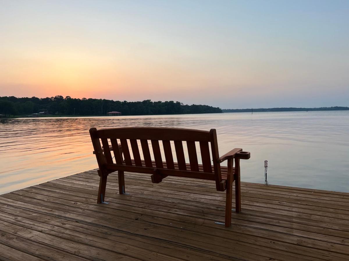 Lakefront Oasis With Private Boat Dock On Lake Palestine Coffee City Zewnętrze zdjęcie